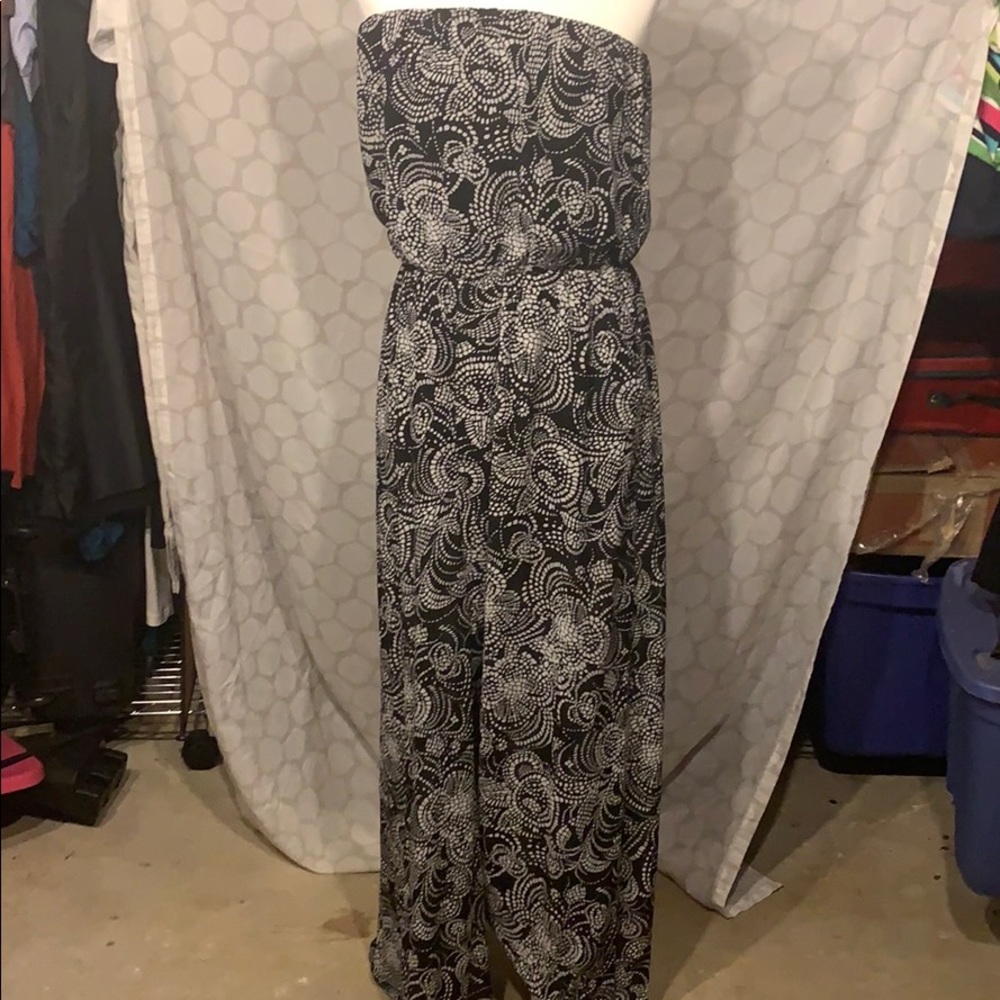 Strapless romper with pockets!!!